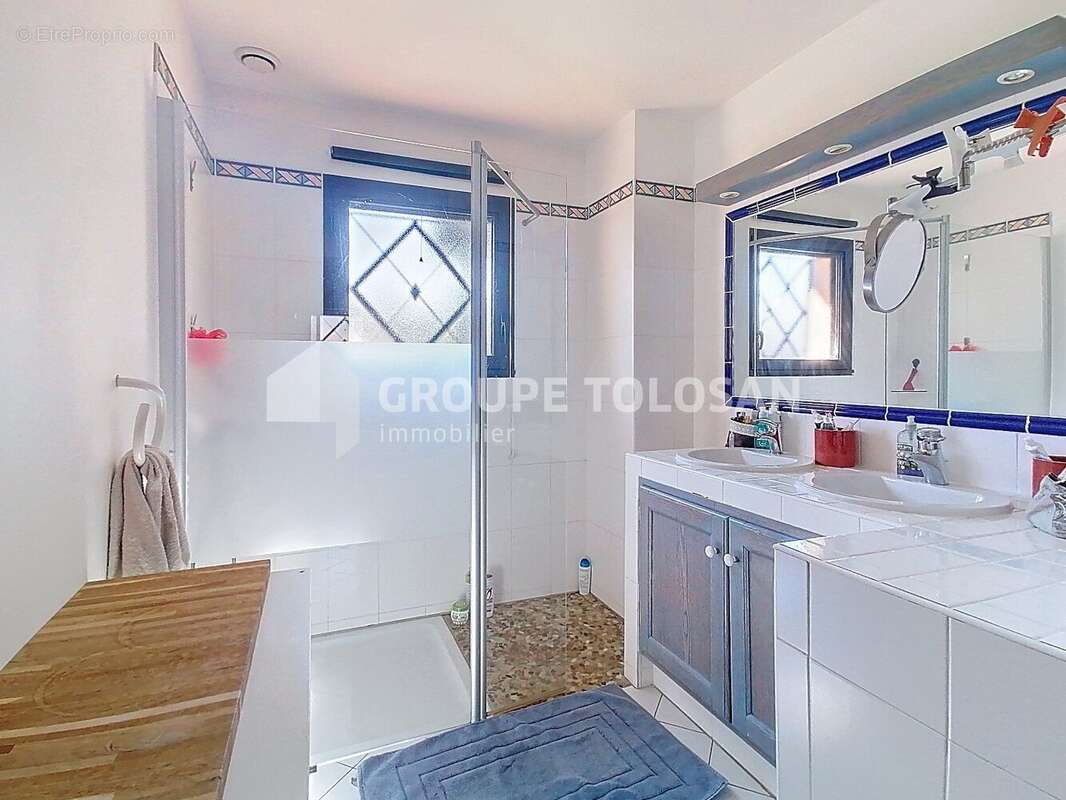 Centre montrabe - photo 11