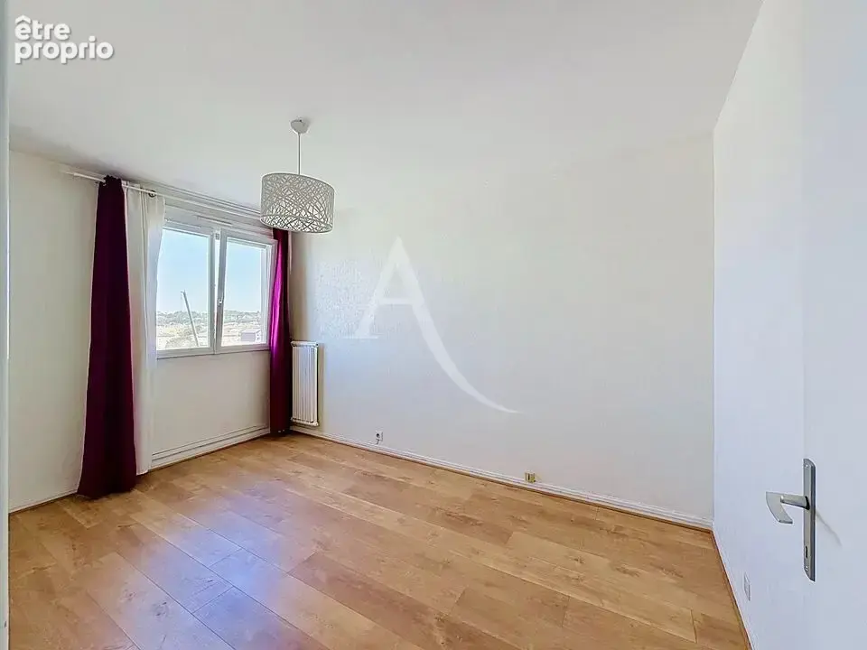 Appartement type F4 avec balcon et cave à 10min à pieds de la gare - photo 13