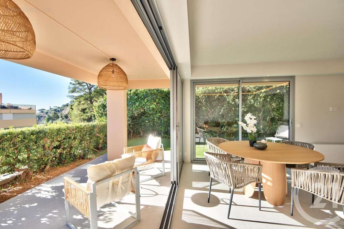 Appartement à VILLEFRANCHE-SUR-MER