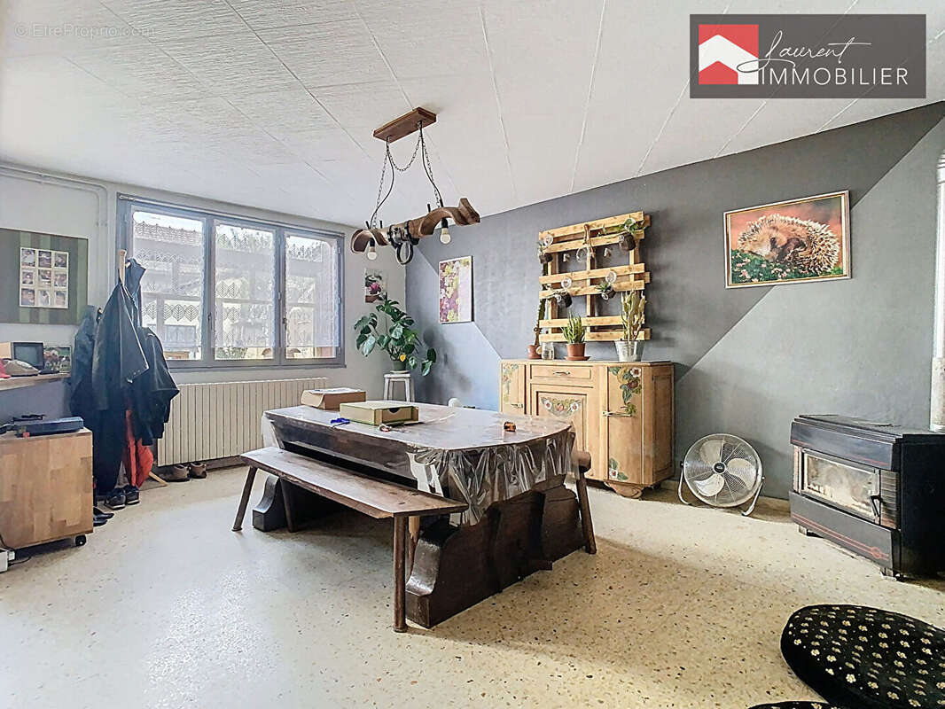 Maison à PONT-DE-VAUX