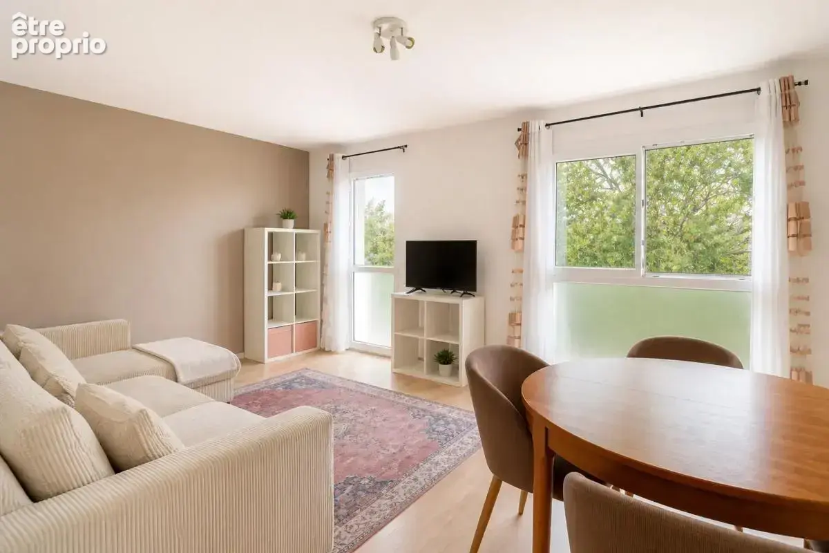 Appartement à DEVILLE-LES-ROUEN