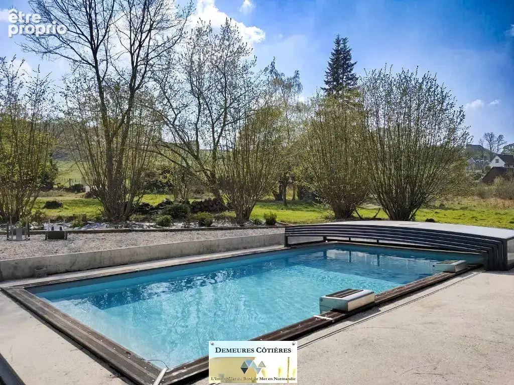 Propriete familiale et touristique de charme a 10 minutes de FECAMP - parc 8000 m2 - piscine - 6 chambres - photo 10