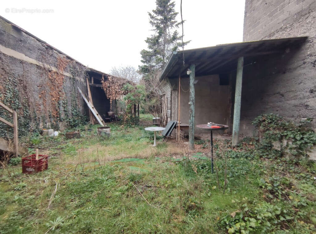 Commerce à SAINT-RAMBERT-D'ALBON