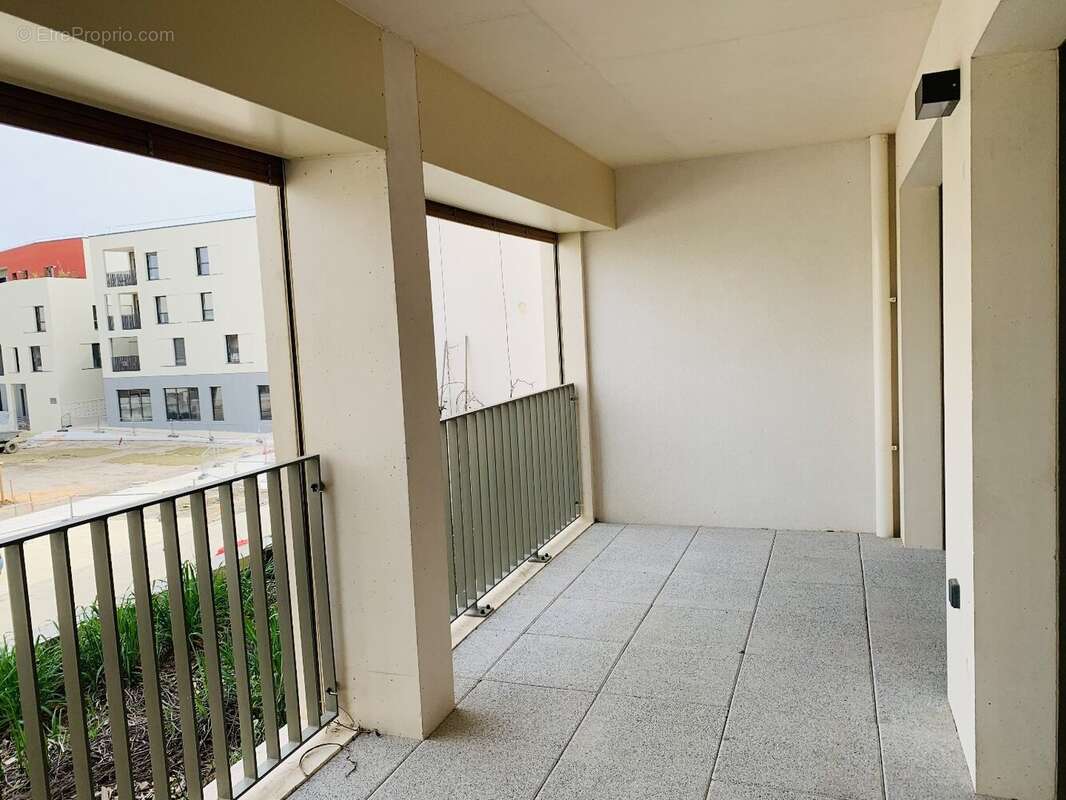 Appartement à MAUGUIO