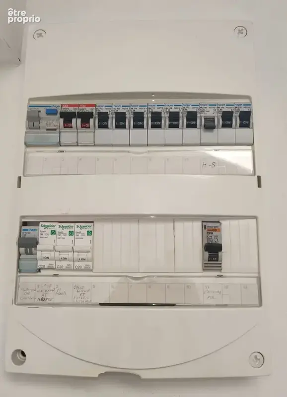 F3 proche hôpital - photo 11