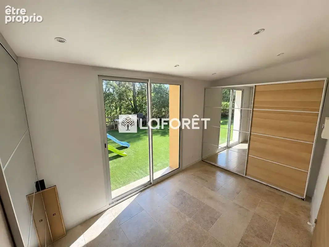 Villa Tourves 6 pièces 4 chambres 135 m² avec piscine - photo 12