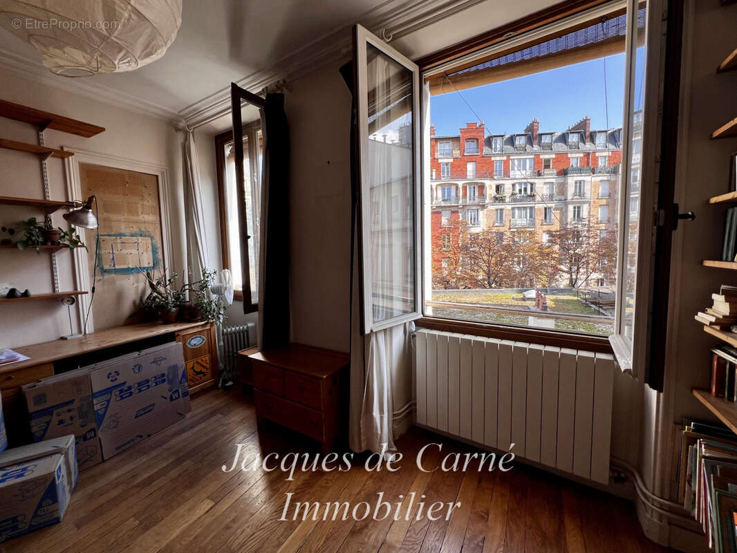Appartement à PARIS-12E