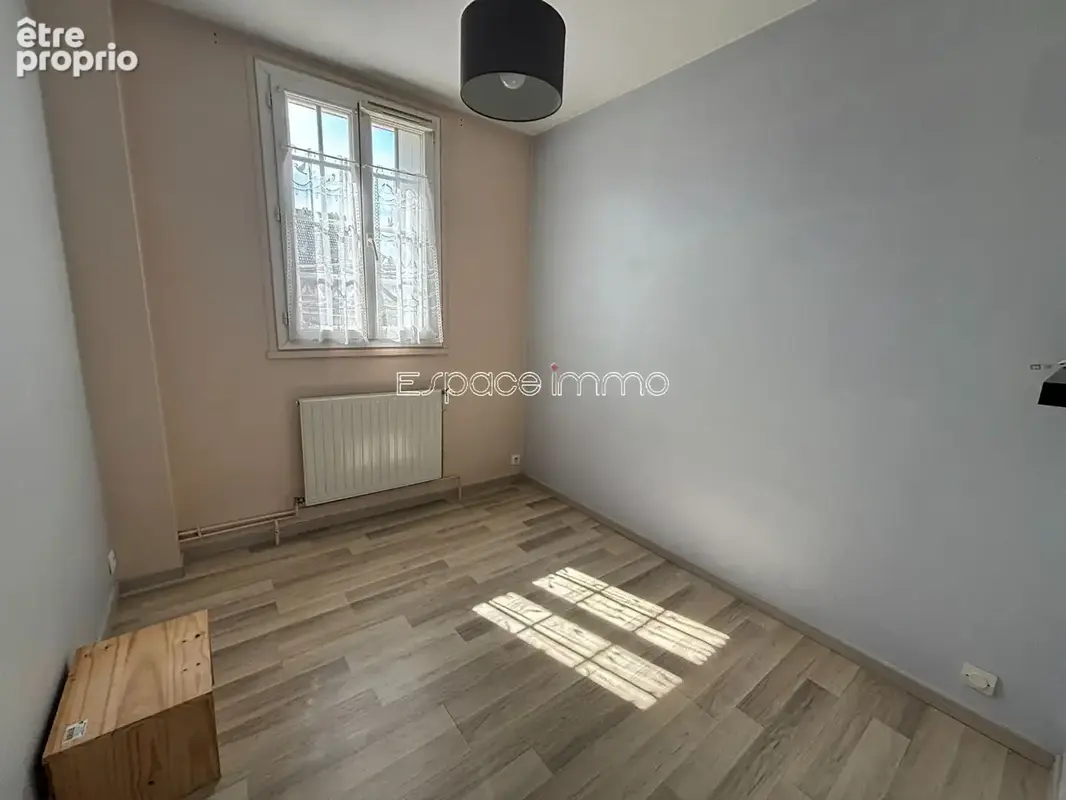 Maison individuelle - 126m² - 4 chambres - Sous sol et Garage - MONTVILLE - photo 6