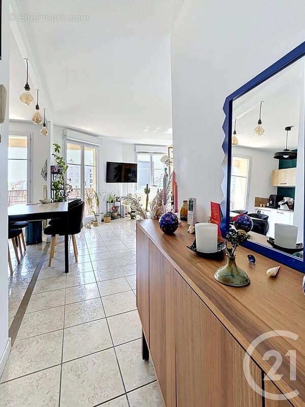 Appartement à LYON-8E