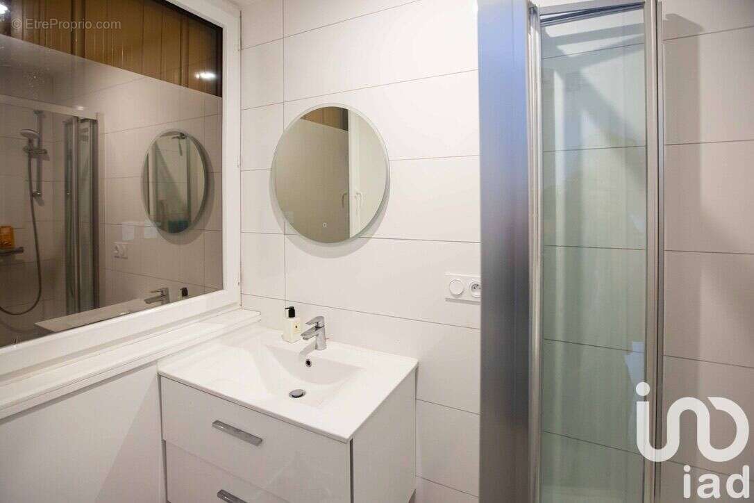 Photo 9 - Appartement à LA CELLE-SAINT-CLOUD