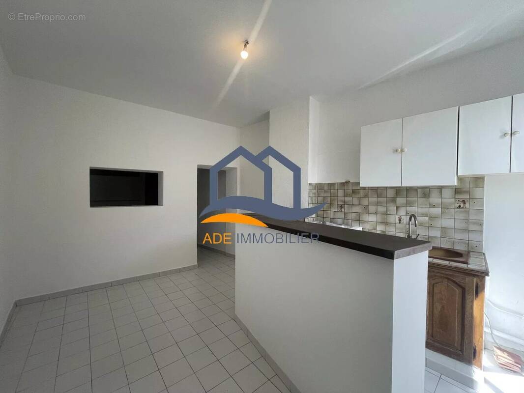 Appartement à EGUILLES