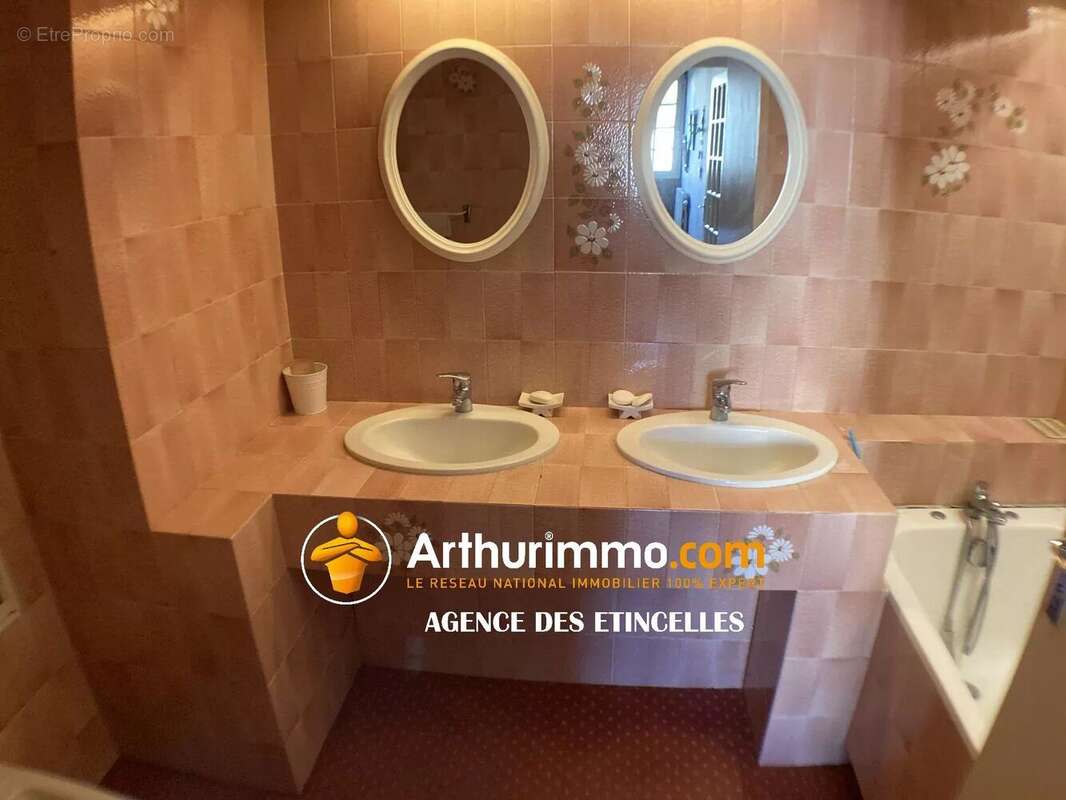 Maison à MARTIGNE-FERCHAUD