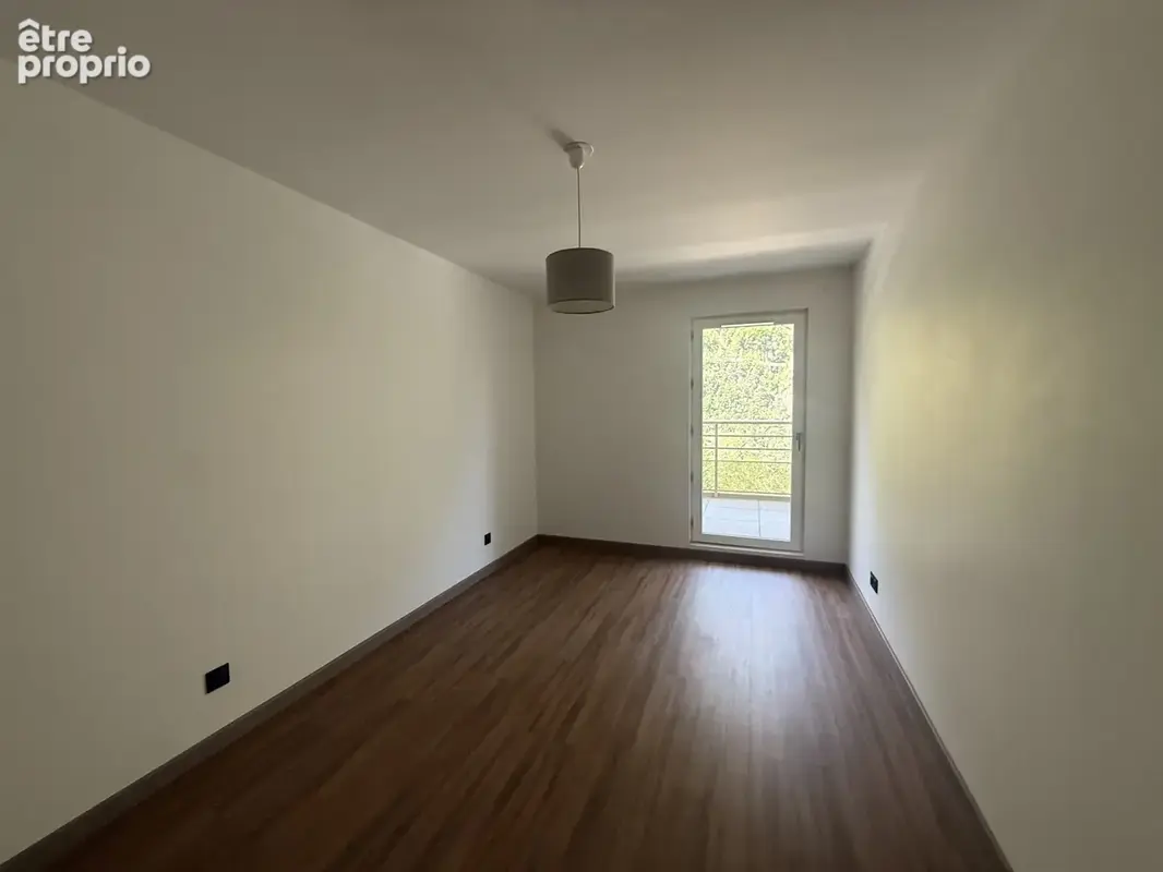 Appartement lumineux avec balcon et stationnement - photo 4