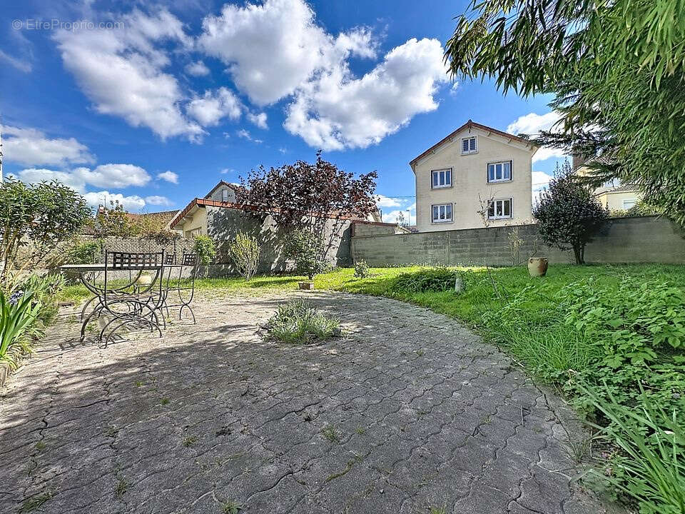 Maison à NOISY-LE-GRAND