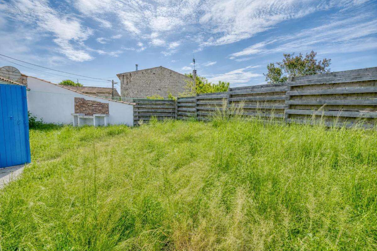 Maison à MESCHERS-SUR-GIRONDE