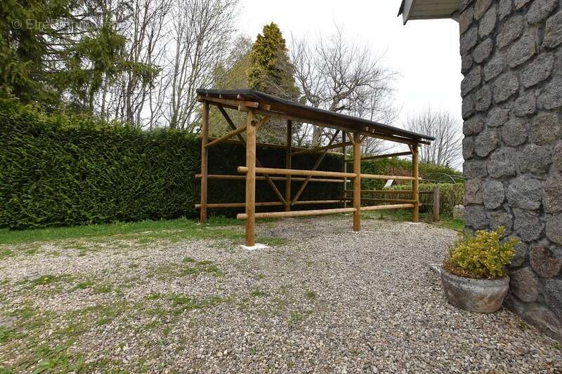 85 m² - maison de caractère - St Genest Malifaux - parc exceptionnel - photo 19