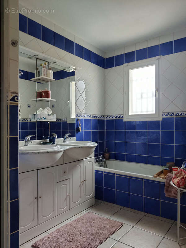 Maison à PONT-SAINT-ESPRIT