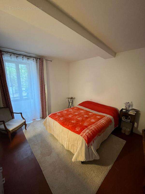 Maison à MOULINS-ENGILBERT