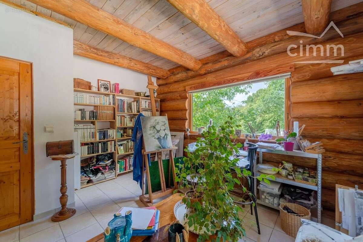Maison en fuste 4 chambres à La Fermeté - photo 13