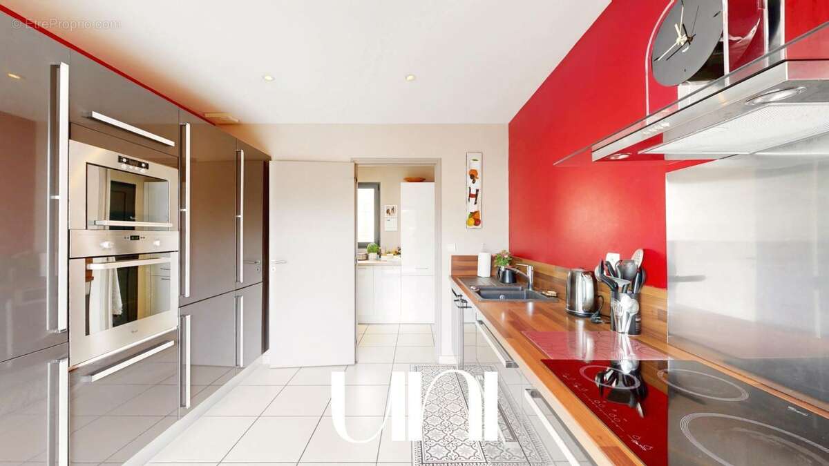 Maison à BRETTEVILLE-L'ORGUEILLEUSE