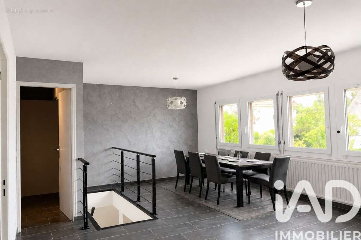 Photo 3 - Maison à GRETZ-ARMAINVILLIERS