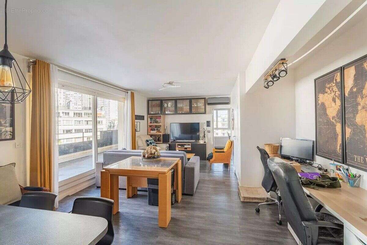 Photo 3 - Appartement à PARIS-15E