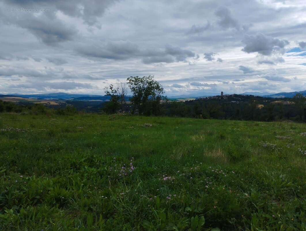 Terrain à CLERMONT-FERRAND