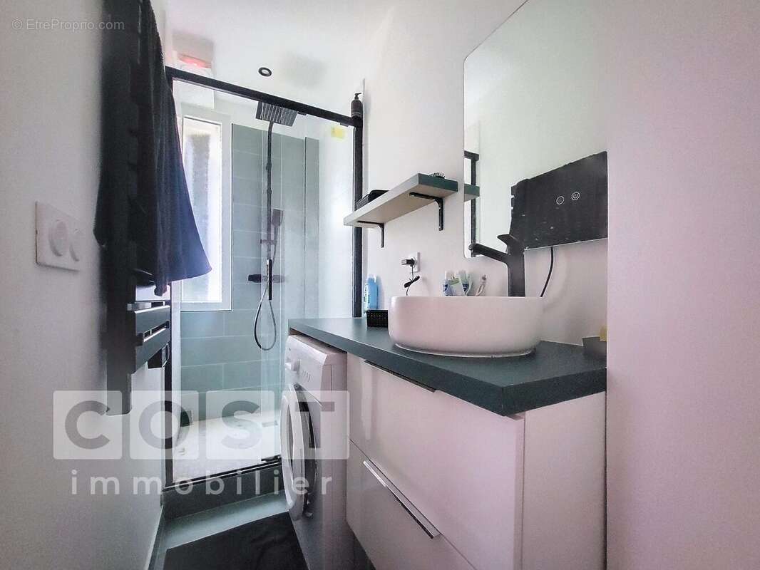 Appartement à COLOMBES