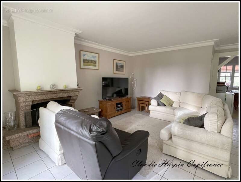 Dpt Deux Sèvres (79), à vendre PROPRIETE secteur POMPAIRE, maison et gîte  P9 - terrain d'environ 2495 m² - photo 5