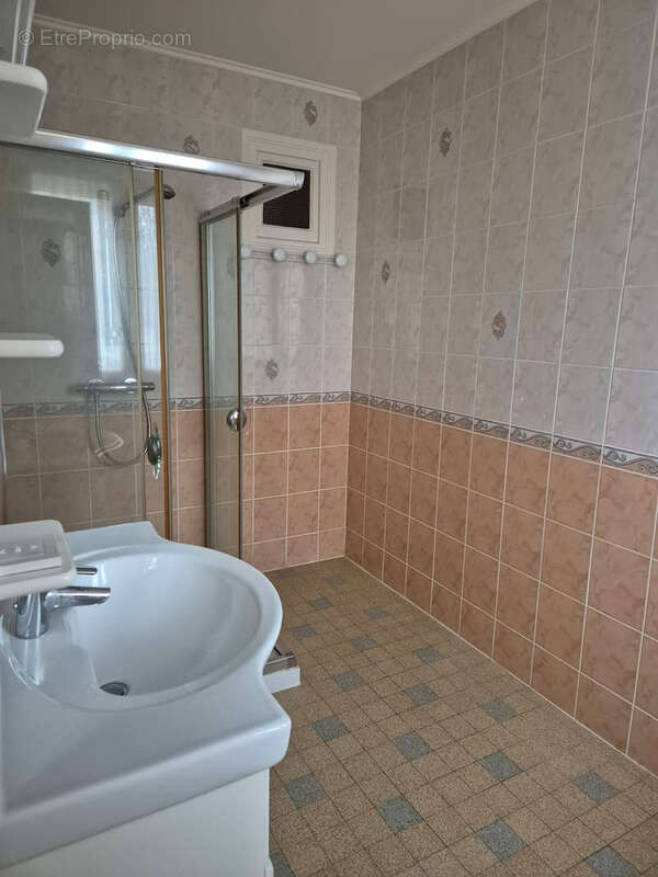 Maison à MONTCHANIN