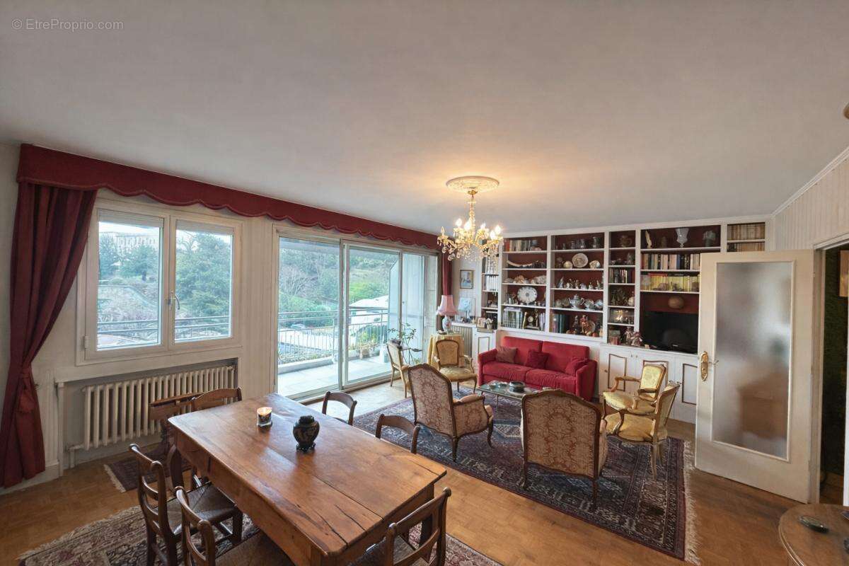 Appartement à LYON-5E