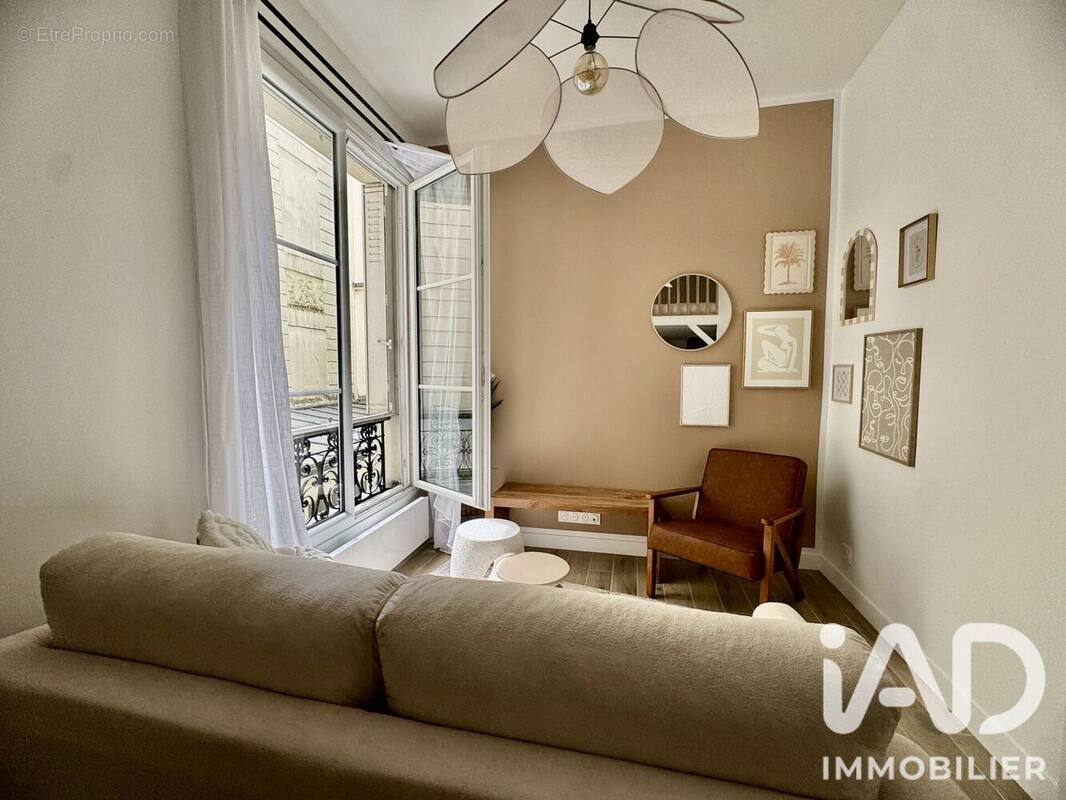 Photo 1 - Appartement à PARIS-3E