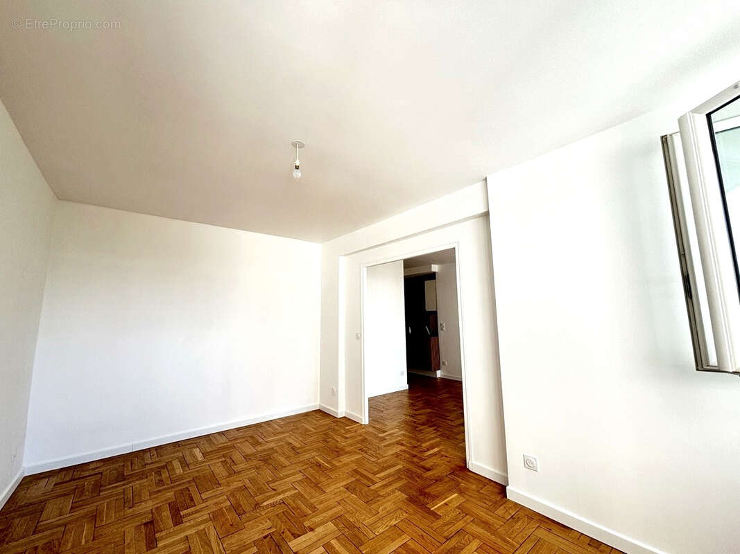 Appartement à SAINTE-FOY-LES-LYON