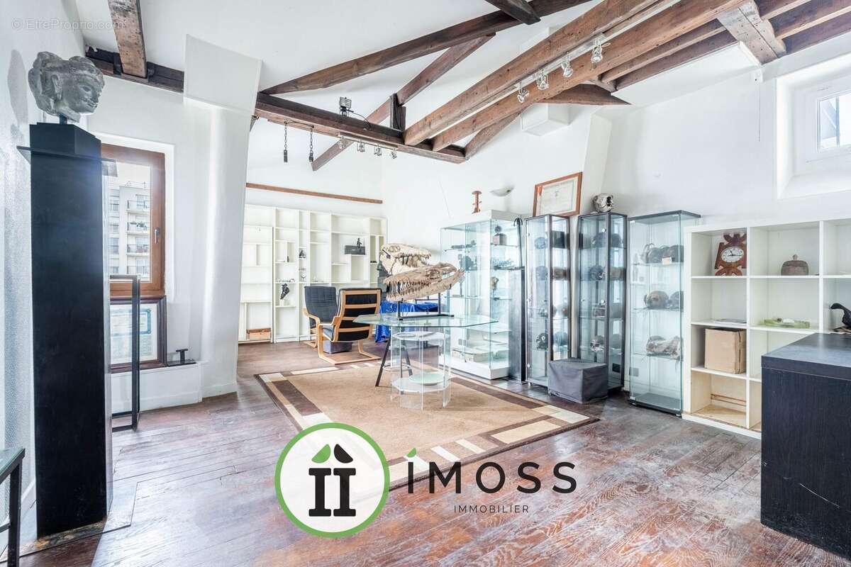 Appartement à PARIS-20E