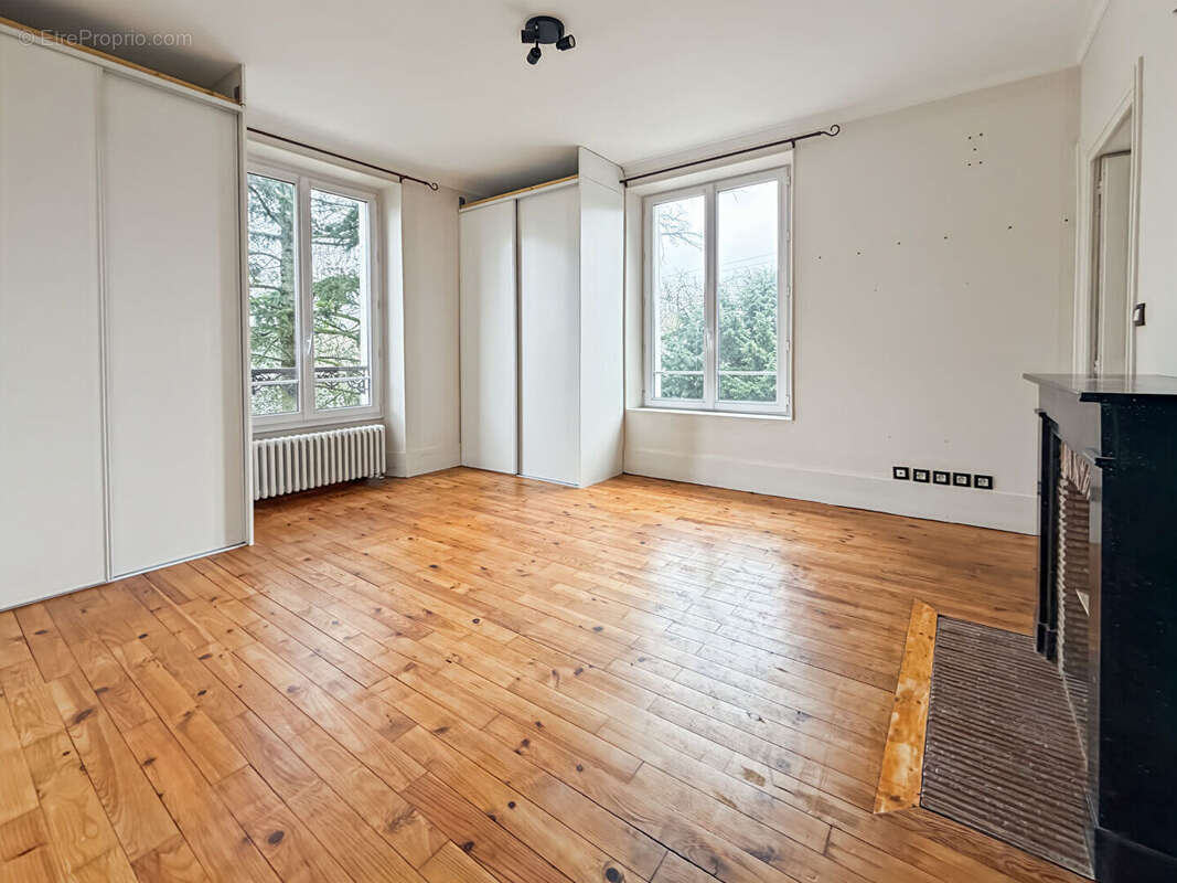 Maison à VILLEBON-SUR-YVETTE