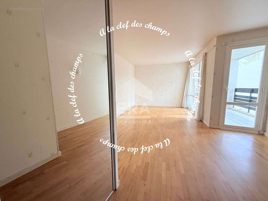 Appartement à GIF-SUR-YVETTE