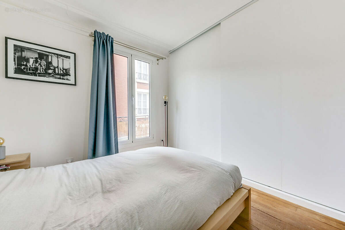 Appartement à PARIS-20E