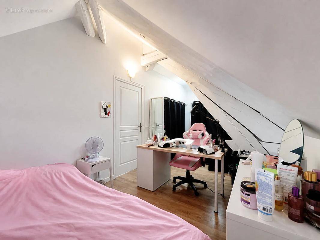 Appartement à CORBEIL-ESSONNES