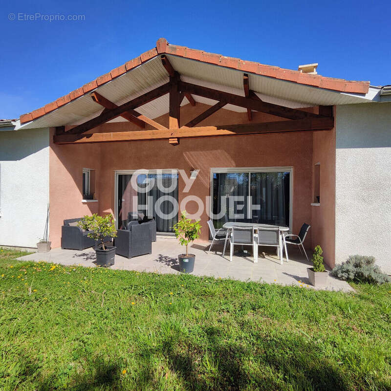 Maison à GRENADE-SUR-L'ADOUR