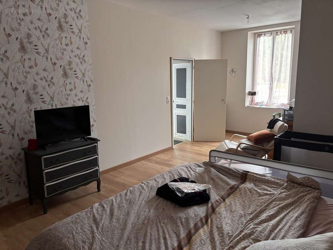 Maison 270 m² à Beaumont-Sur-Sarthe  - photo 9