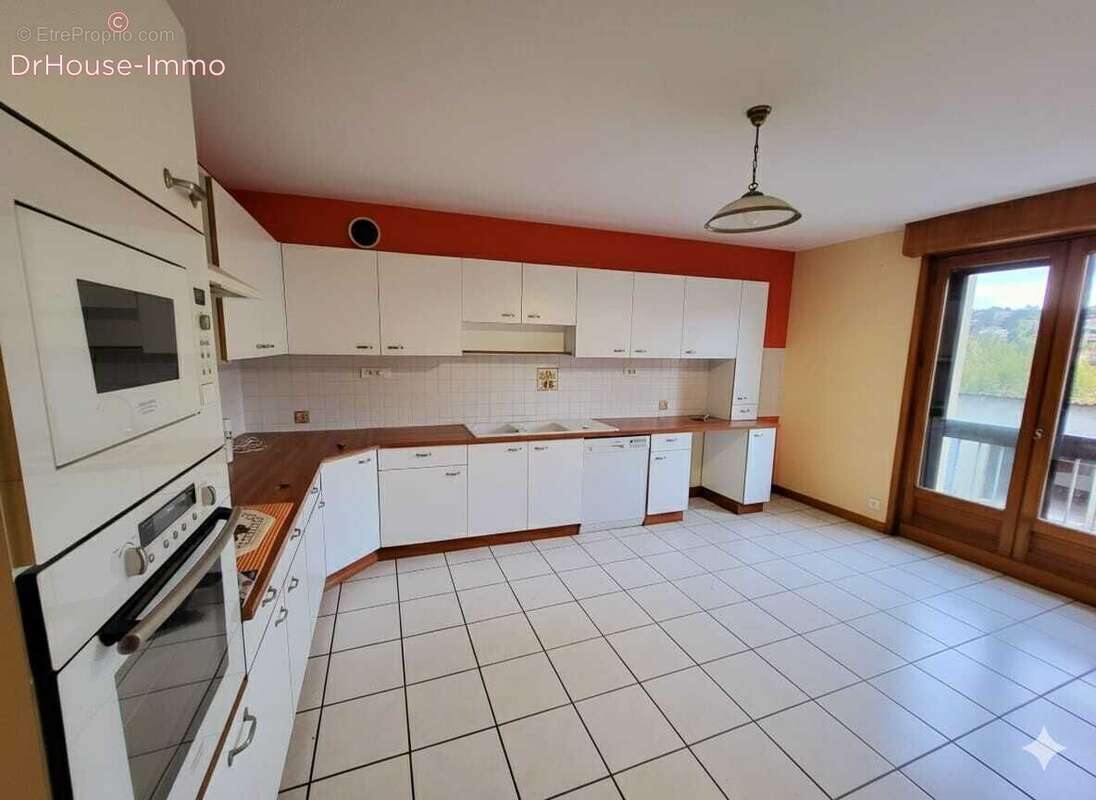 Appartement à ESPALY-SAINT-MARCEL