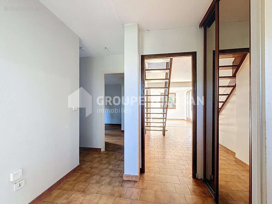 Maison à SAINT-ORENS-DE-GAMEVILLE