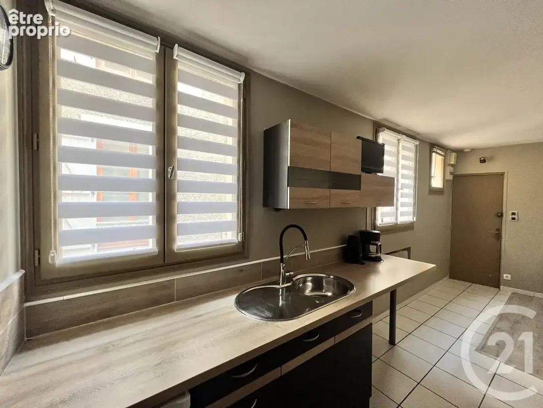 Appartement 1 pièce 15 m² à vendre à Fontainebleau (77300) - photo 2