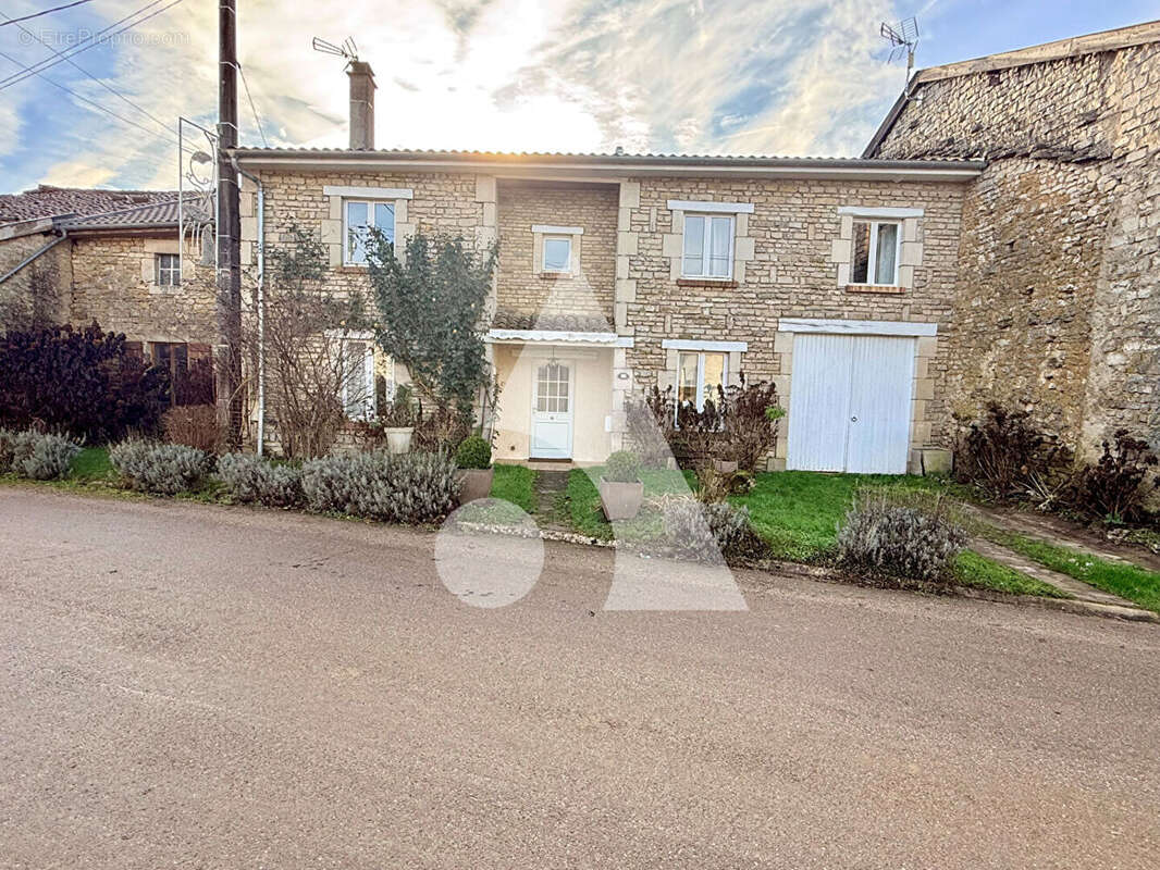 Maison à VILLERS-LE-SEC