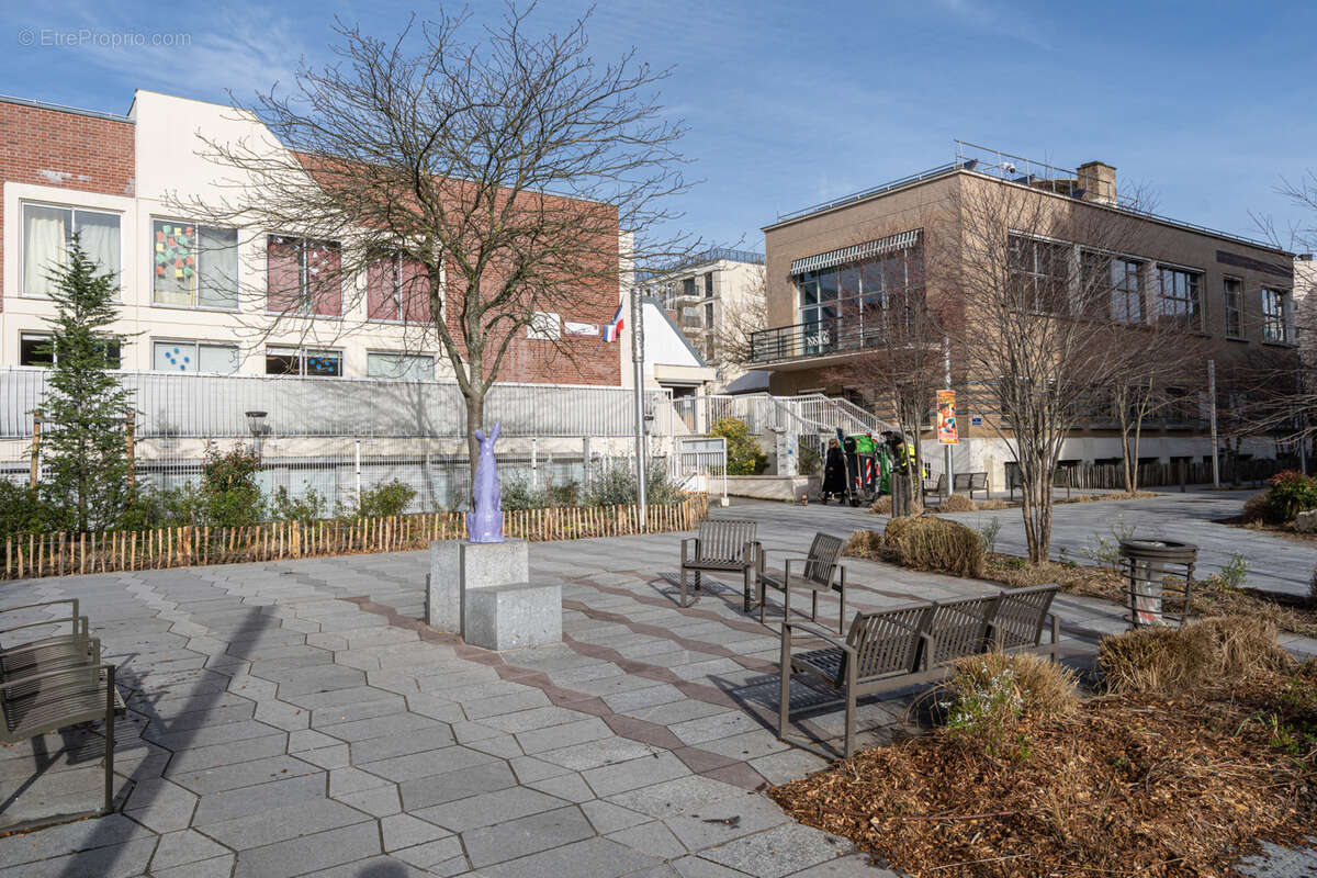 Appartement à SURESNES