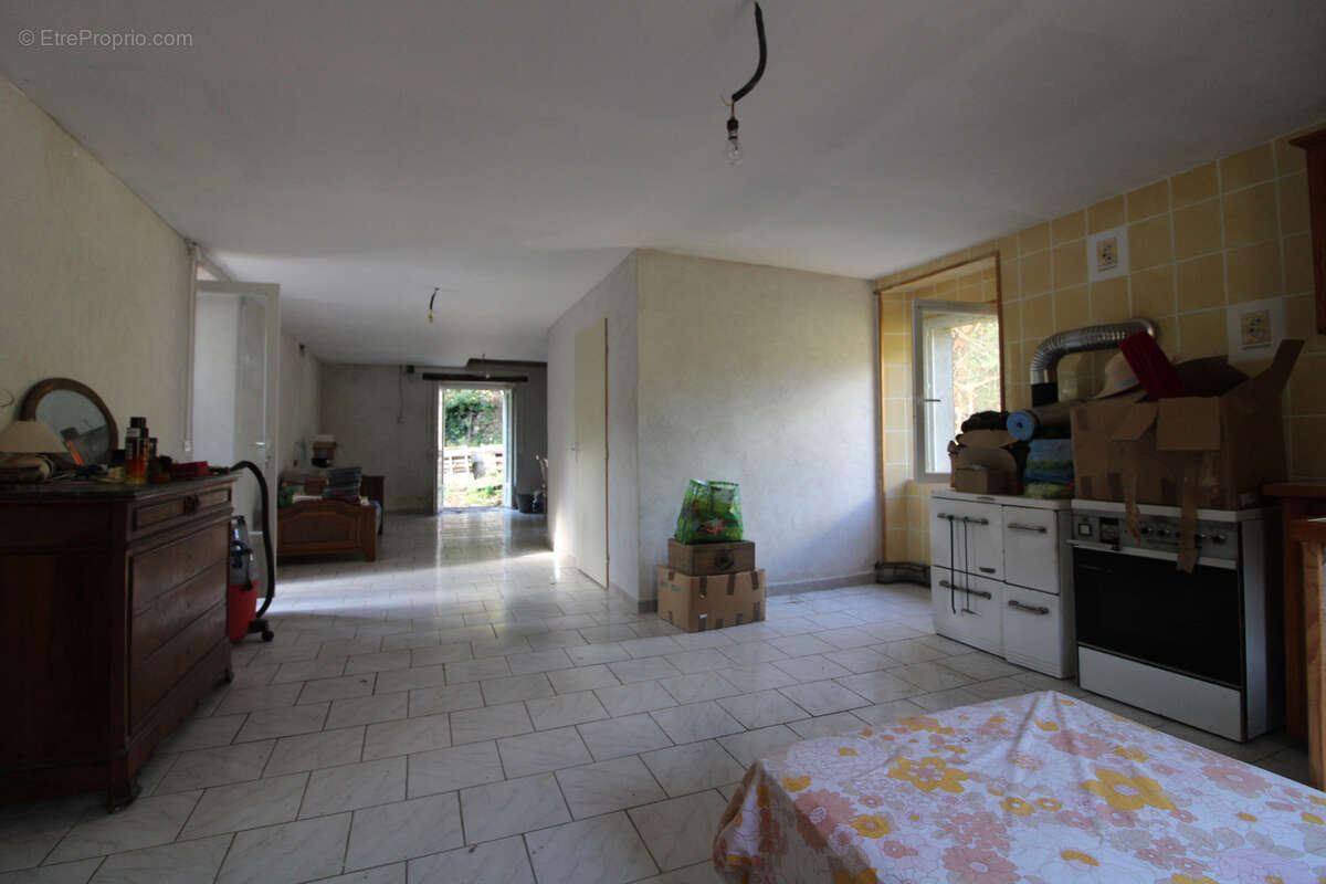 Maison à LES PLANTIERS