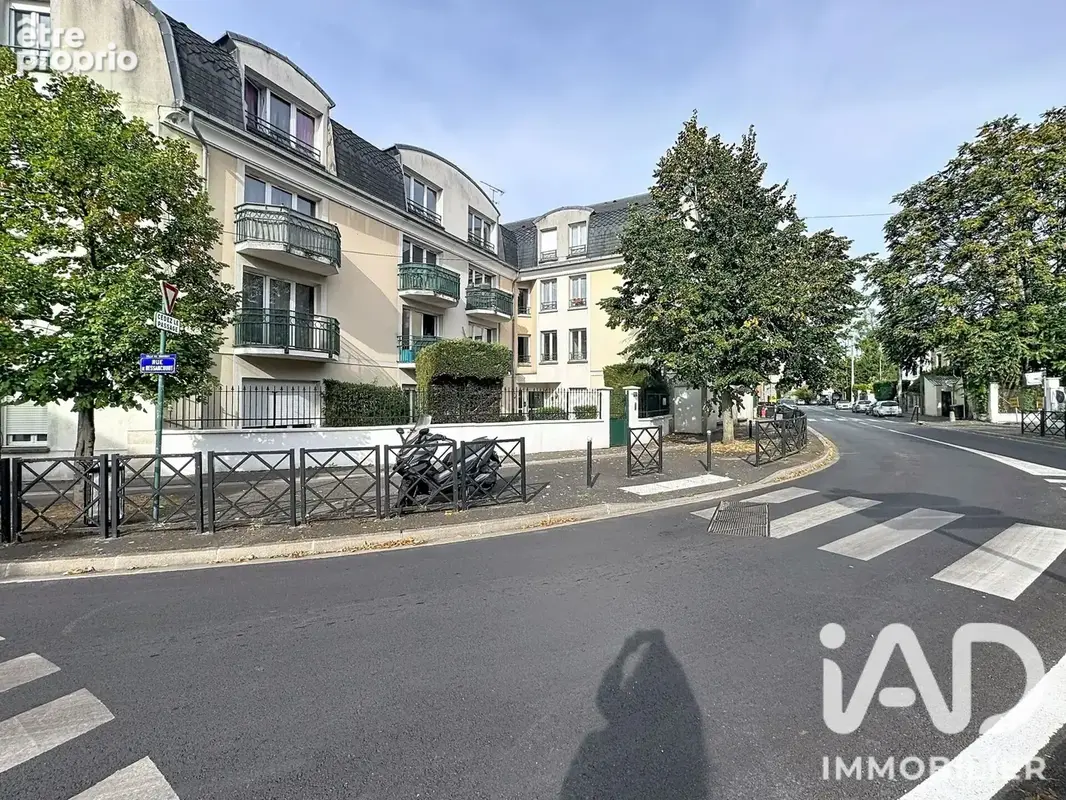 Photo 1 - Appartement à TAVERNY