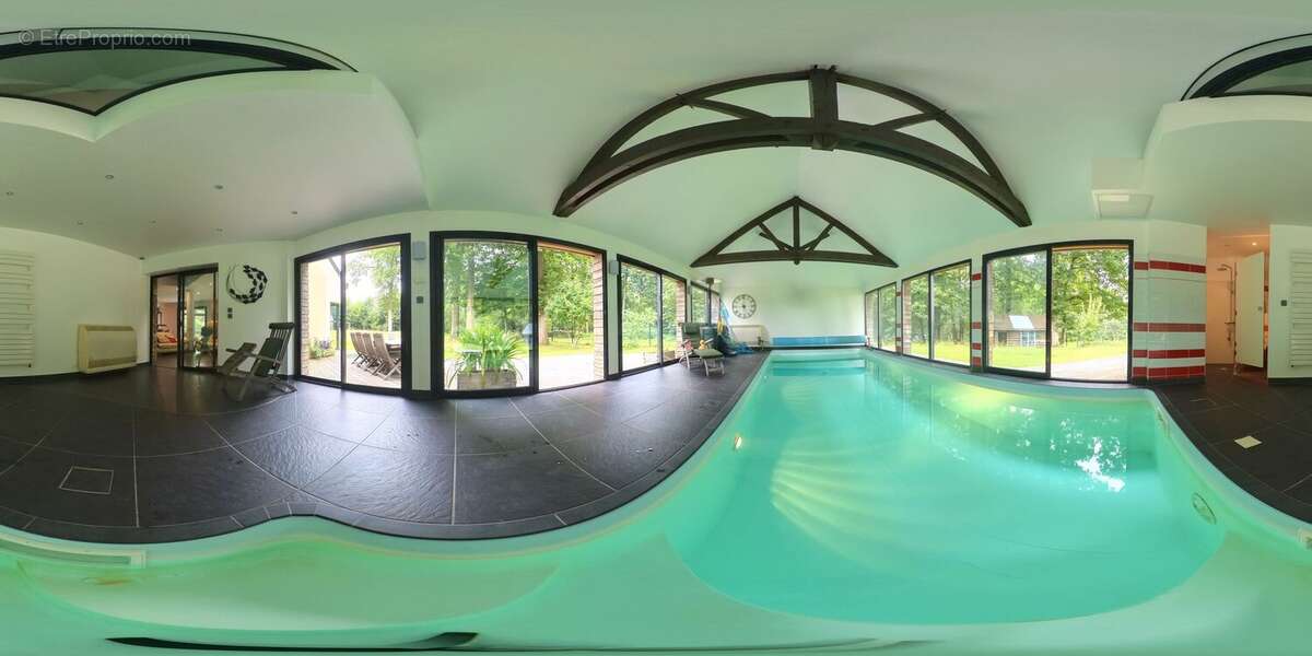 Maison 300 m² à Lyons-La-Foret  - photo 8