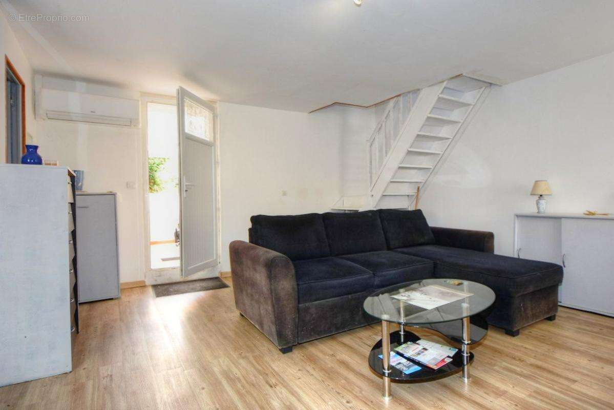 Maison 2 chambres, 74 m2, pompe à chaleur et panneaux photovoltaïques - photo 5