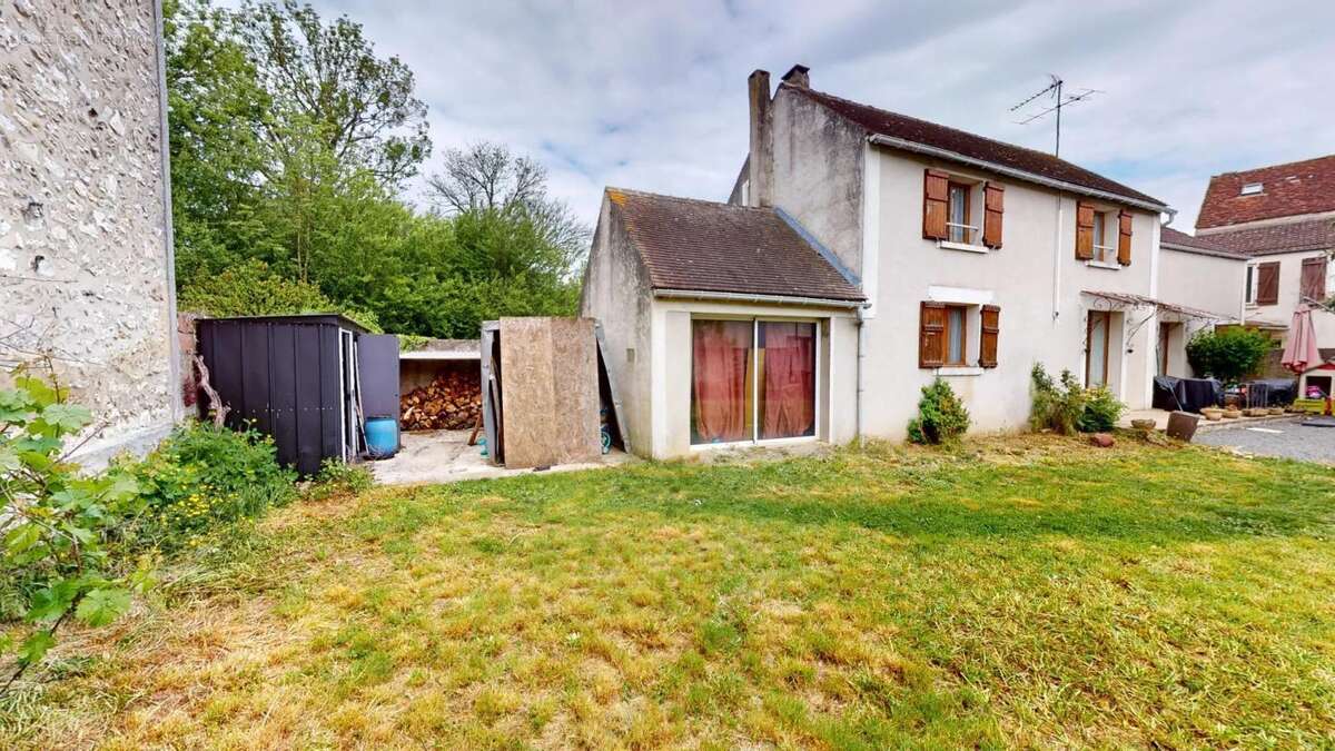 Maison à BETON-BAZOCHES